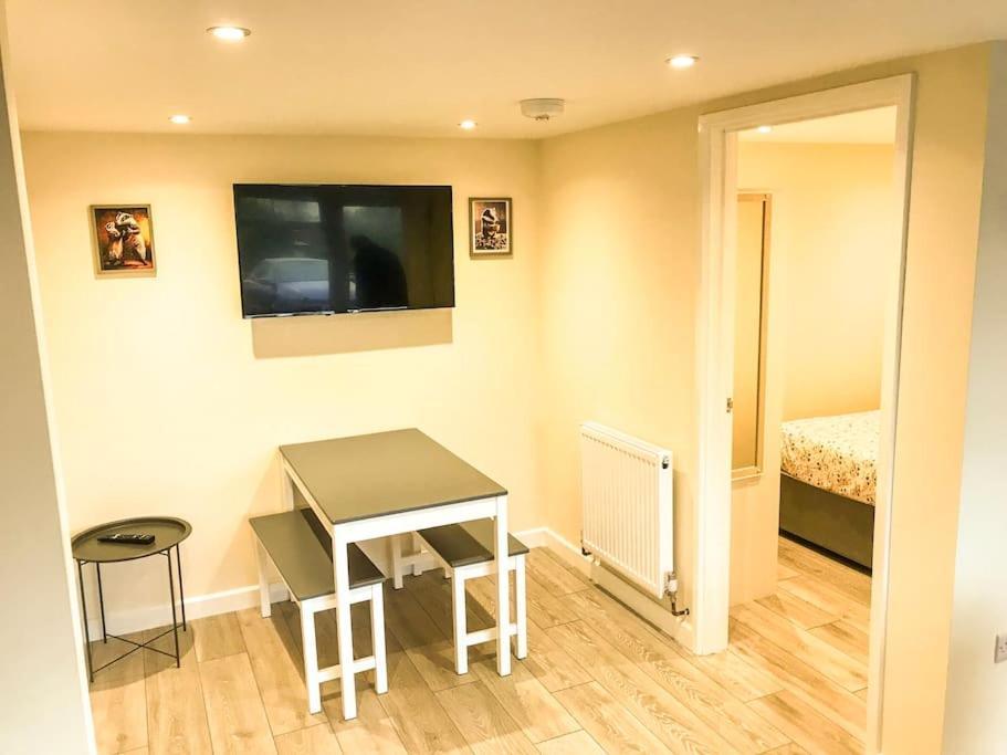 Badgers Sett 2 Bedroom Sleeps 4, The New Inn Viney Hill, Forest Of Dean Blakeney  エクステリア 写真