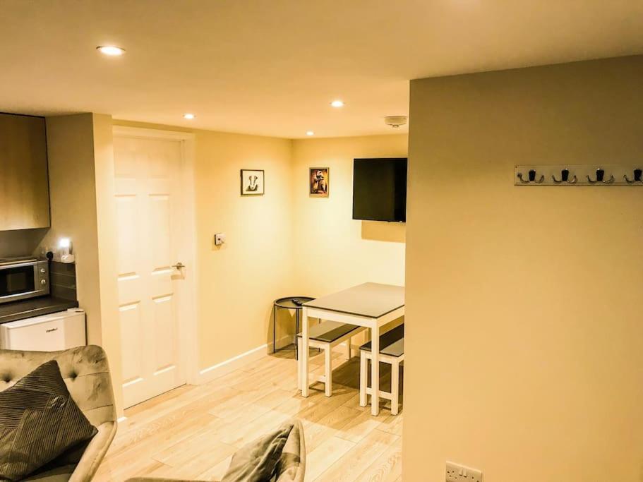 Badgers Sett 2 Bedroom Sleeps 4, The New Inn Viney Hill, Forest Of Dean Blakeney  エクステリア 写真
